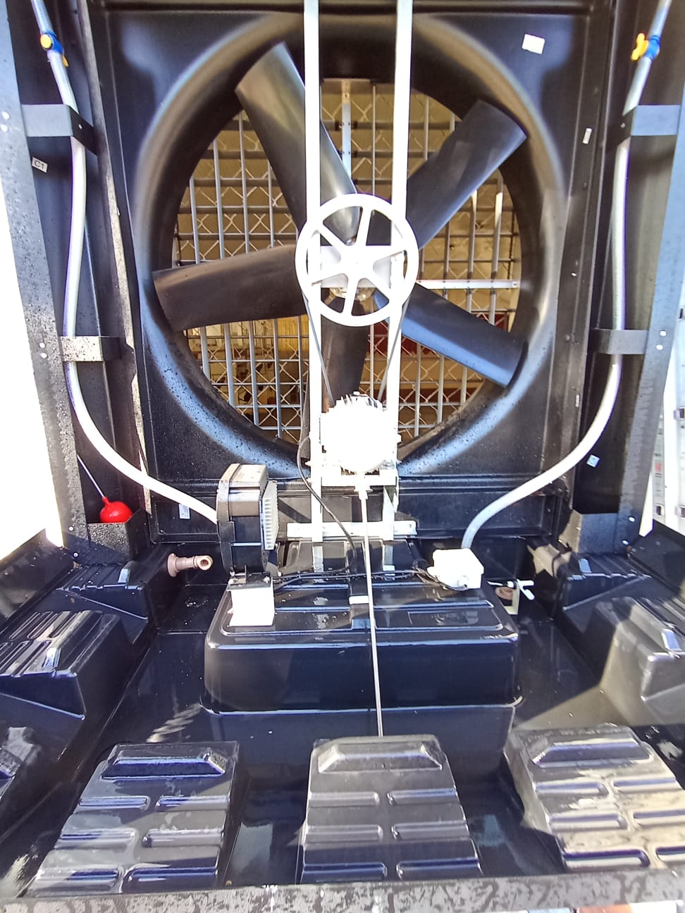 WhatsApp Image 2025-10-15 at 17.49.38 (4)